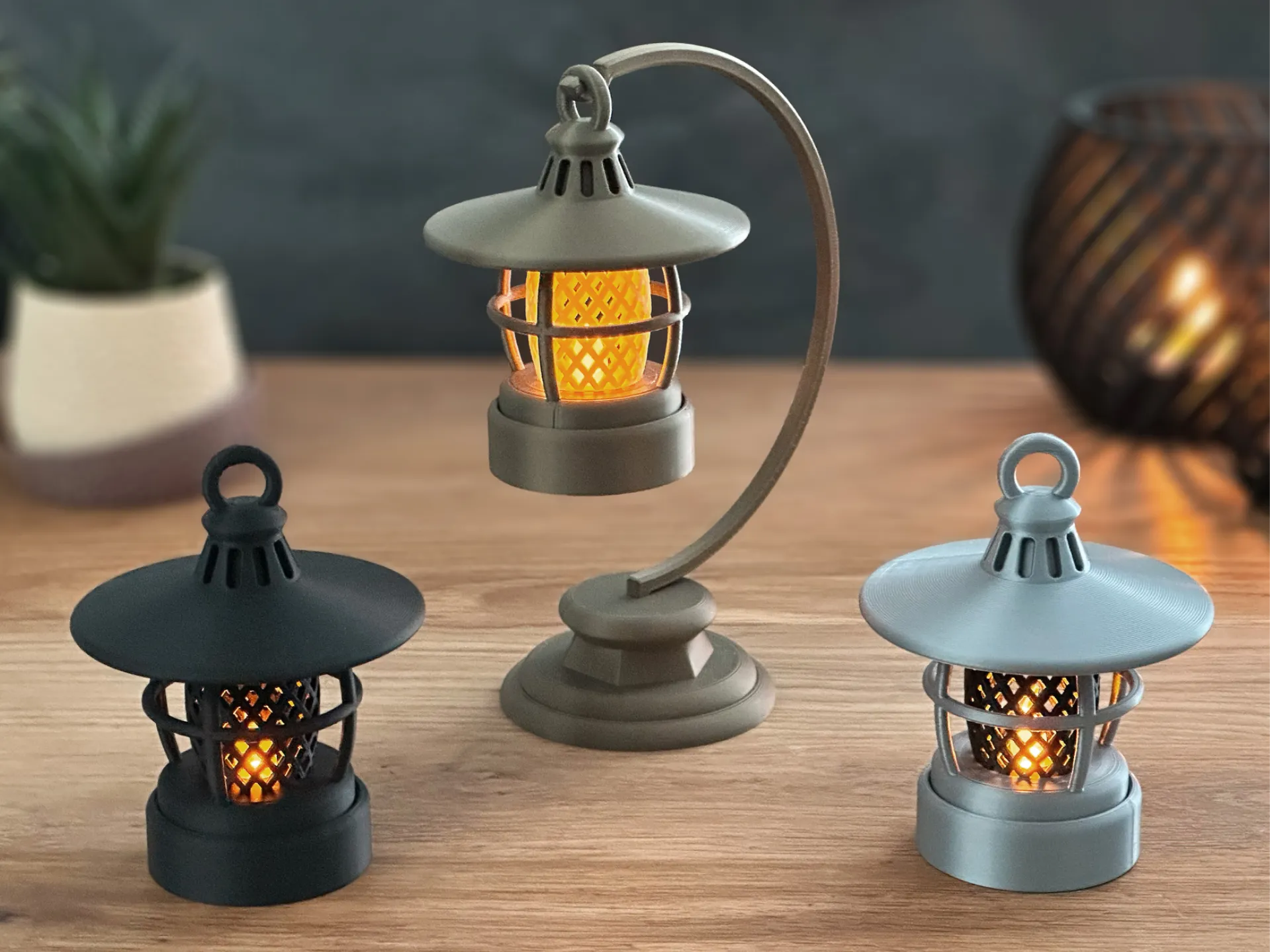 Oil lamp style tea light with stand
