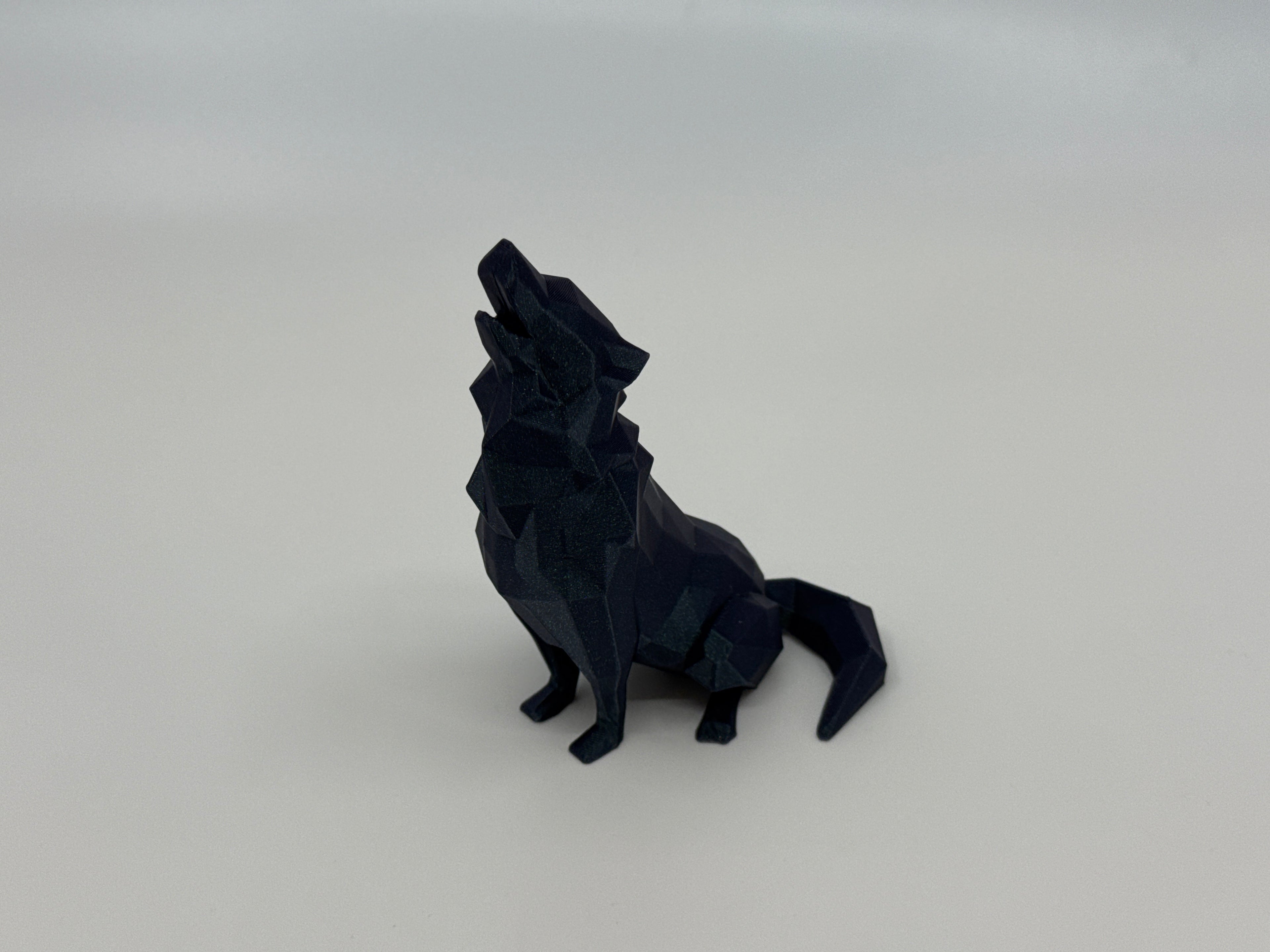 Low poly wolf figure